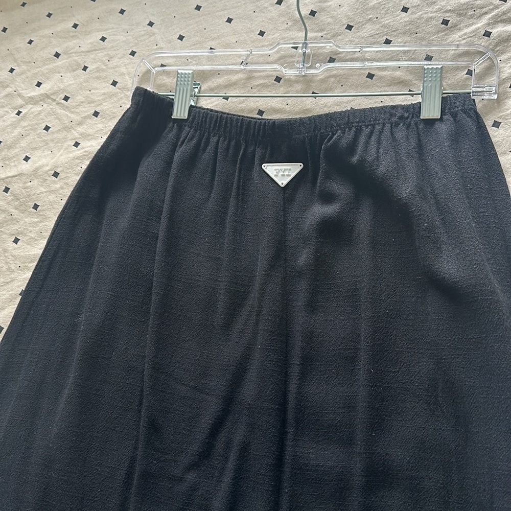FYI midi skirt. Size M.